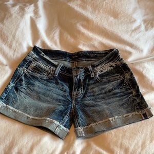 Miss me signature shorts. Size 27.